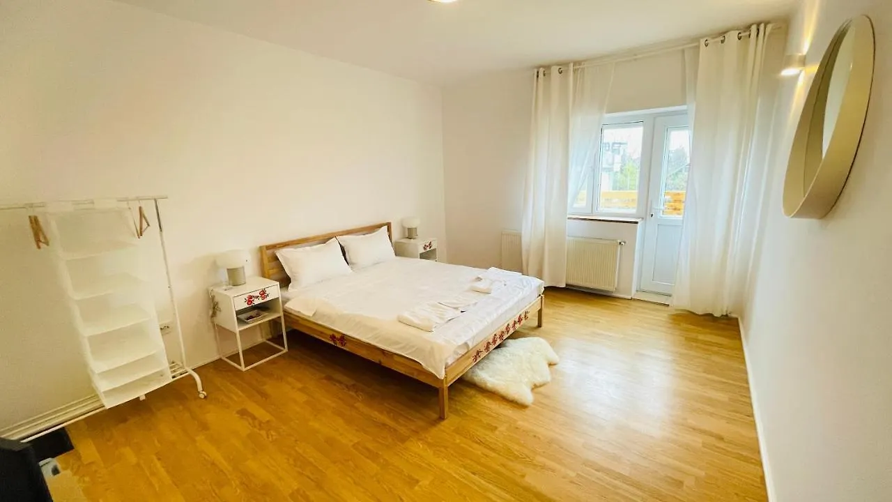 Biolocalia House Bucovina Apartment Balotesti 0*,